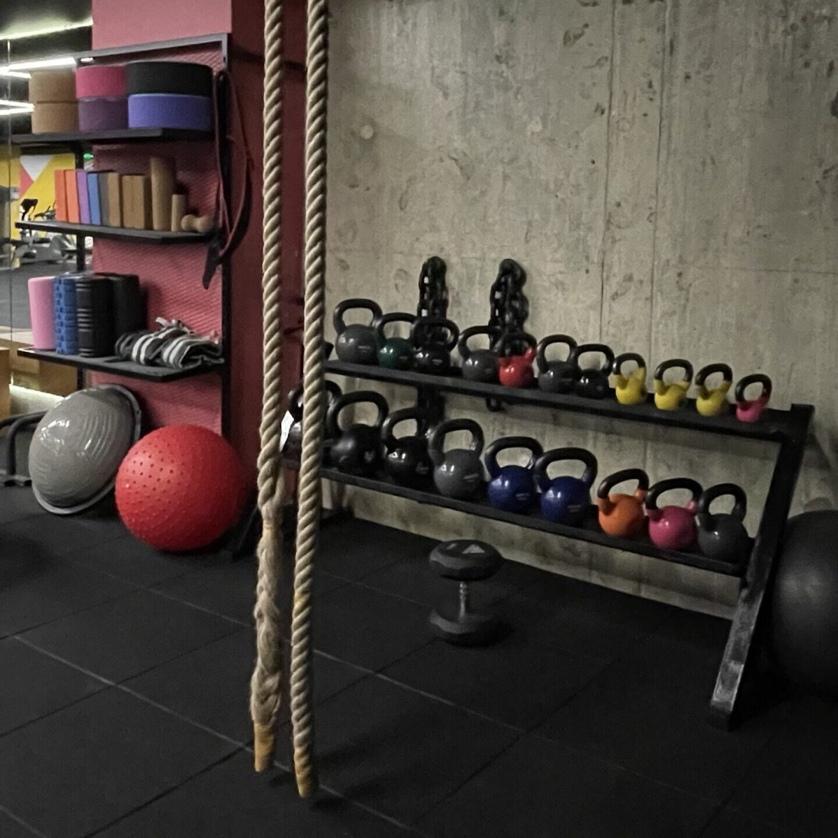 DahaFit Ümraniye gym facility photo 8