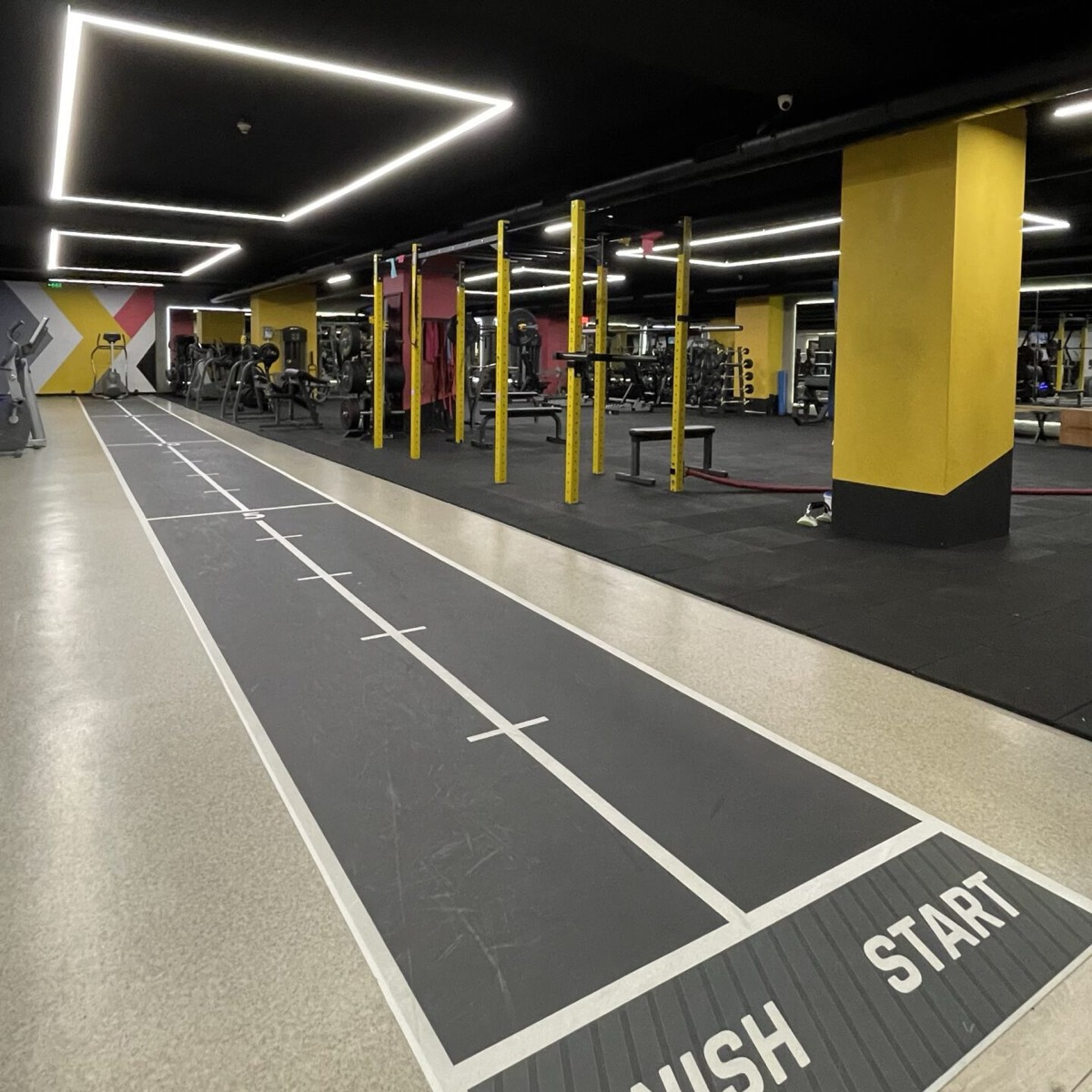 DahaFit Ümraniye gym facility photo 13